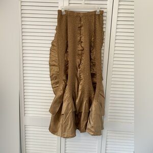 Heidi Abra Elegant Gold Ruffled Skirt One Size